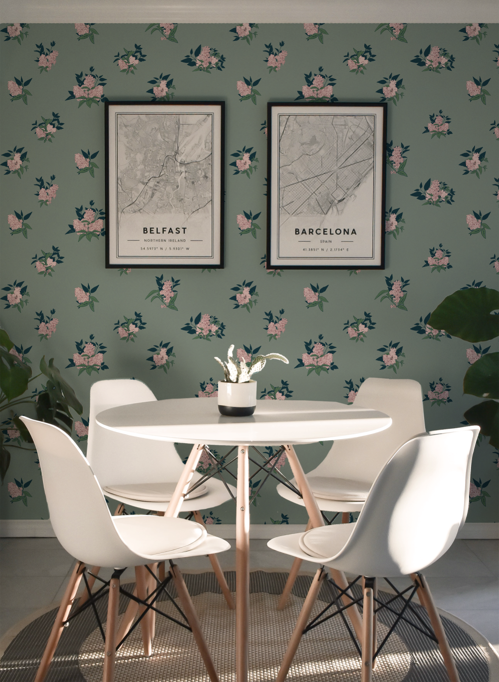 Lilac Dreams illustrated wallpaper
